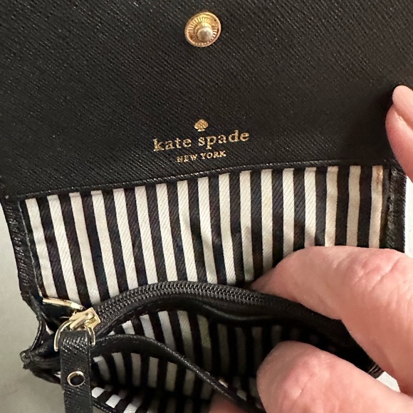 Authentic Kate Spade Wallet - Picture 6 of 13